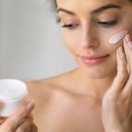 Urée : bienfaits et utilisations pour la peau sèche